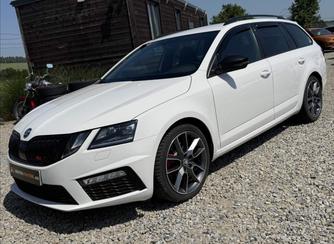 Škoda - Octavia