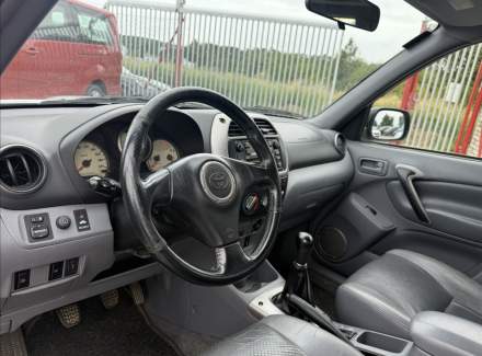 Toyota - RAV 4