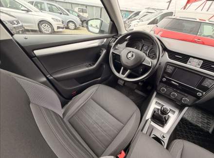 Škoda - Octavia