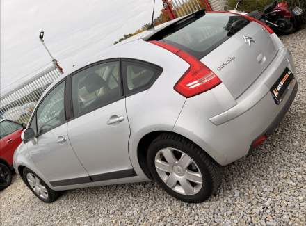 Citroën - C4