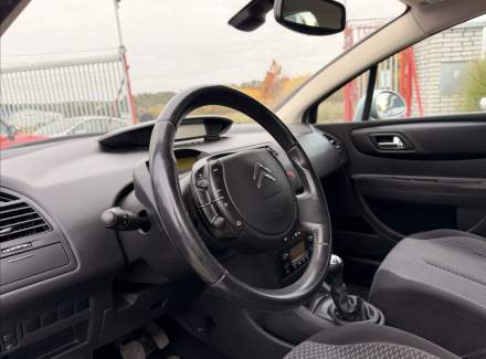 Citroën - C4