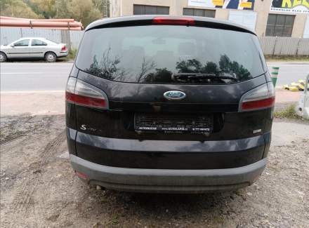 Ford - S-MAX