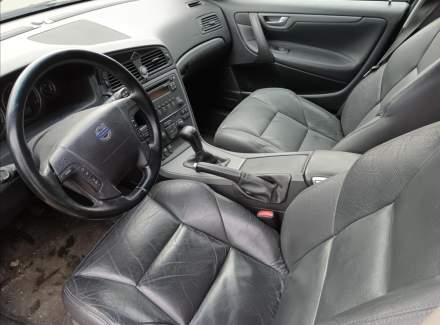 Volvo - V70