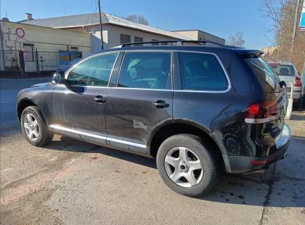 Volkswagen - Touareg