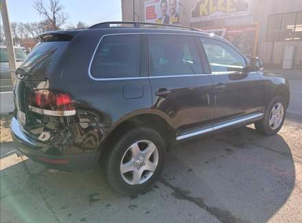 Volkswagen - Touareg