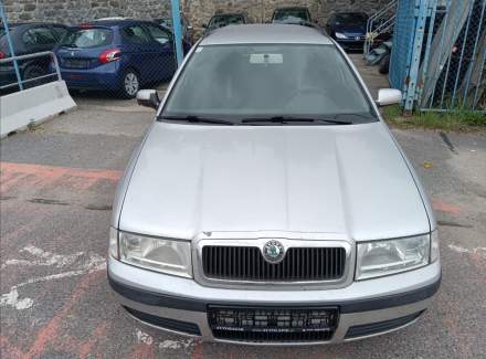 Škoda - Octavia
