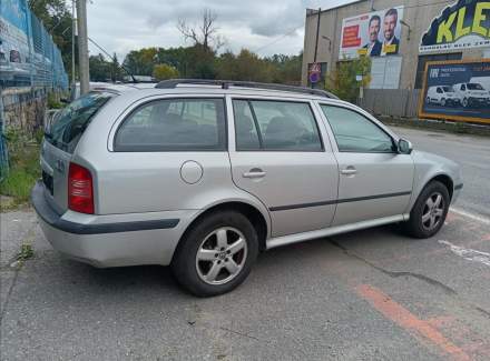 Škoda - Octavia