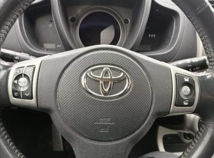 Toyota - Urban Cruiser