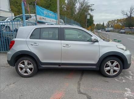 Toyota - Urban Cruiser