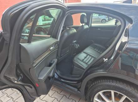 Alfa Romeo - Stelvio