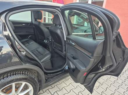 Alfa Romeo - Stelvio