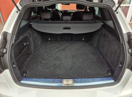 Mercedes-Benz - C-class