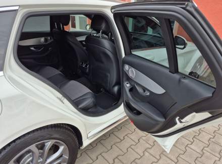 Mercedes-Benz - C-class