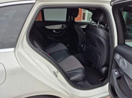 Mercedes-Benz - C-class