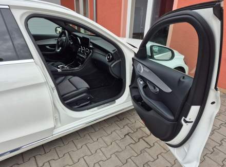 Mercedes-Benz - C-class
