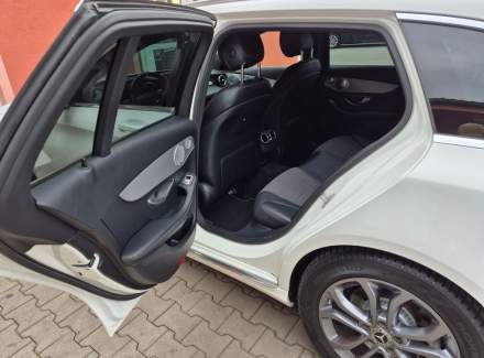 Mercedes-Benz - C-class