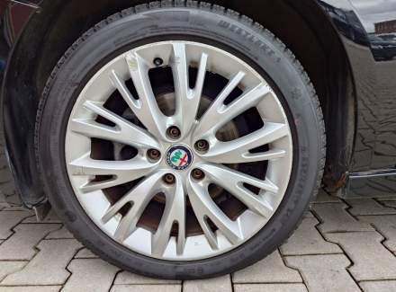 Alfa Romeo - Giulietta