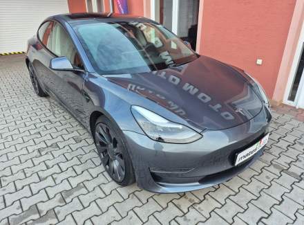 Tesla - Model 3