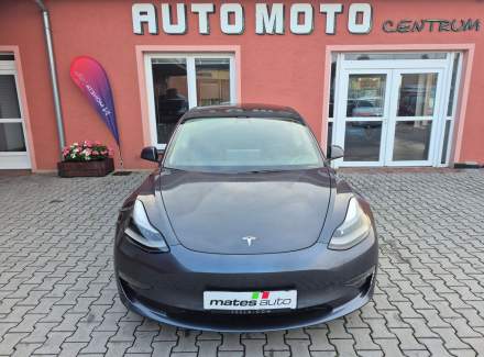 Tesla - Model 3