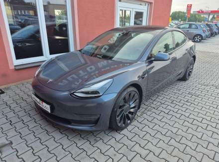 Tesla - Model 3