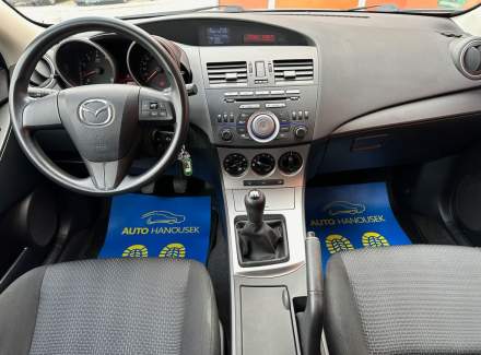 Mazda - 3