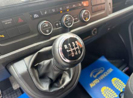 Volkswagen - Caravelle