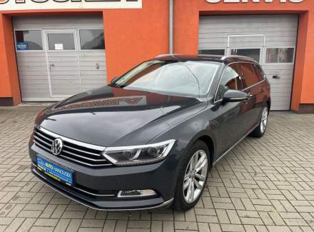 Volkswagen - Passat