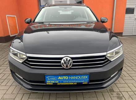 Volkswagen - Passat