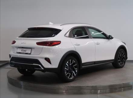 Kia - XCeed