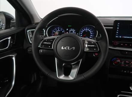 Kia - XCeed
