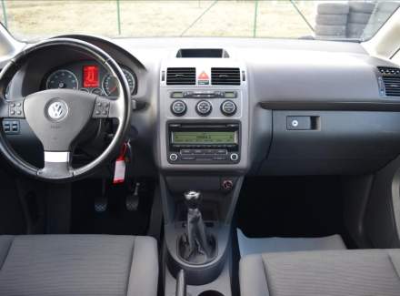 Volkswagen - Touran