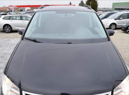 Volkswagen - Touran