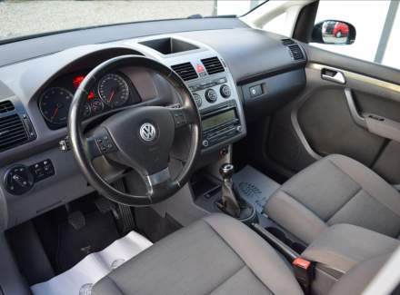 Volkswagen - Touran
