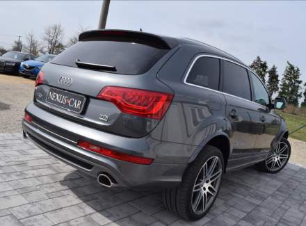 Audi - Q7