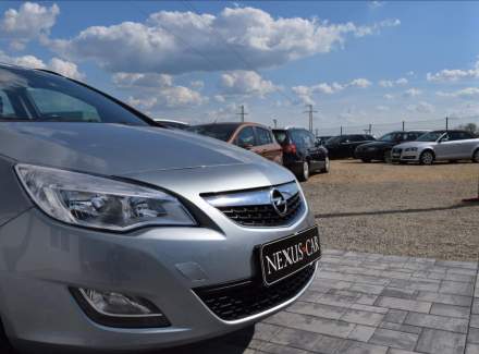 Opel - Astra