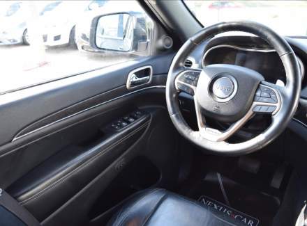 Jeep - Grand Cherokee