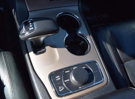 Jeep - Grand Cherokee