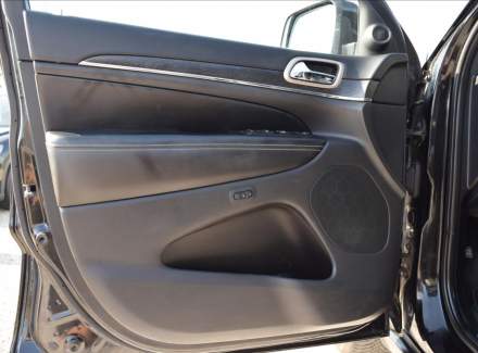 Jeep - Grand Cherokee