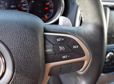 Jeep - Grand Cherokee