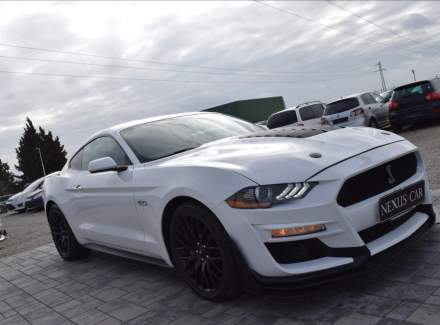 Ford - Mustang