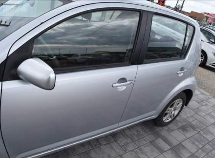 Daihatsu - Sirion
