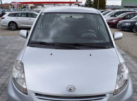 Daihatsu - Sirion