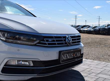 Volkswagen - Passat