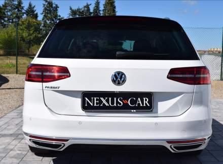 Volkswagen - Passat