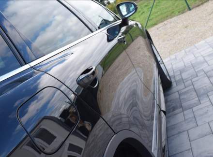 Volkswagen - Touareg