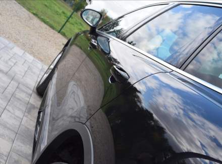 Volkswagen - Touareg