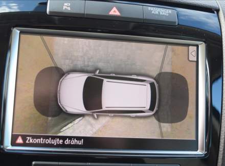 Volkswagen - Touareg