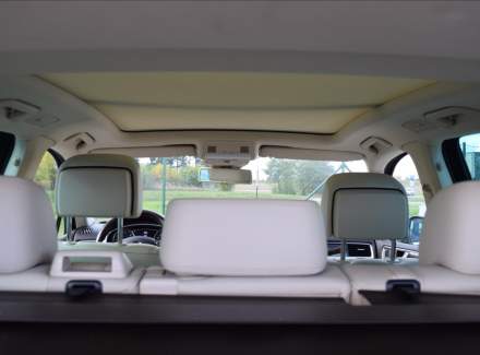 Volkswagen - Touareg