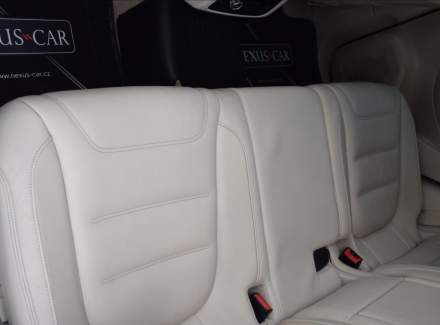 Volkswagen - Touareg