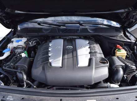 Volkswagen - Touareg